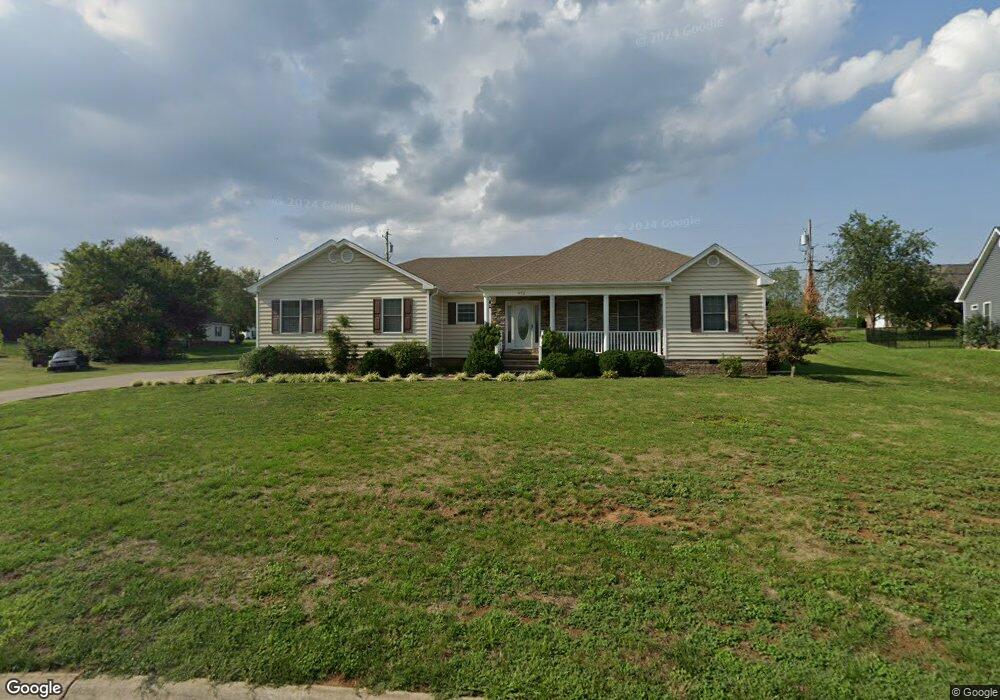 472 Bellaire Dr, Harrodsburg, KY 40330 - photo 1