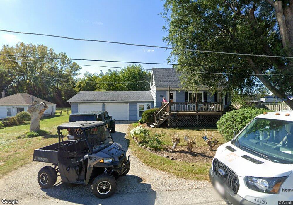 620 N Hollis Ave, Waukegan, IL 60085 - photo 1