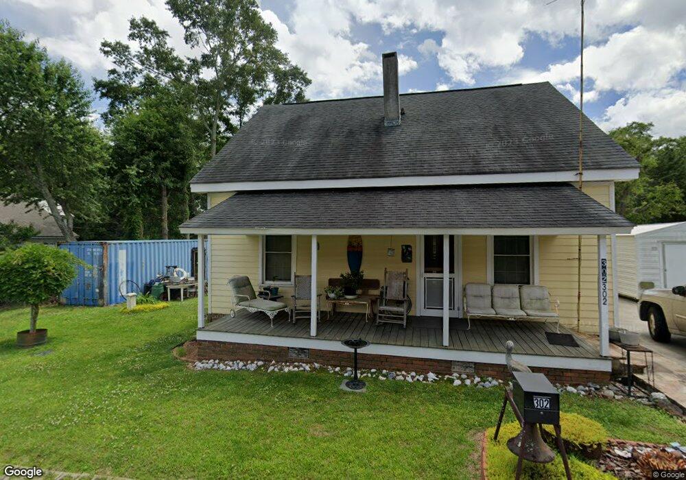 302 Gerber St, Walhalla, SC 29691 - photo 1