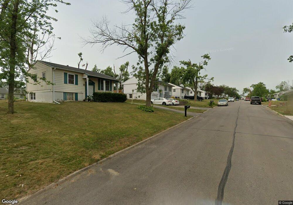 3121 Carriage Dr SW, Cedar Rapids, IA 52404 - photo 1