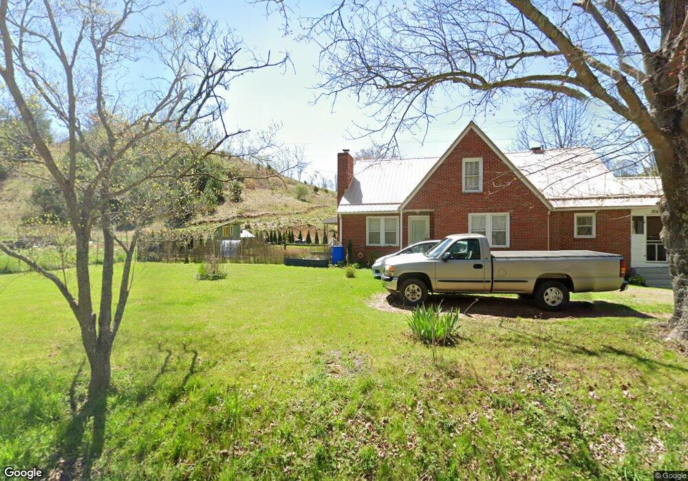 3139 U S 19w, Burnsville, NC 28714 - photo 1