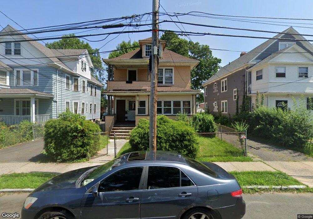 46 Sterling St, Hartford, CT 06112 - photo 1
