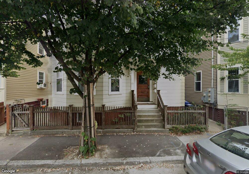 171 Elm St unit 2, Cambridge, MA 02139 - photo 1