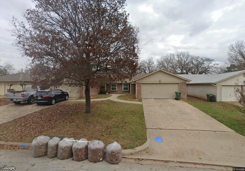 524 Billie Ruth Ln, Hurst, TX 76053 - photo 1