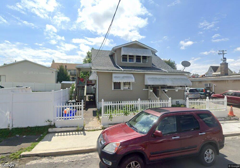 336 W 16th St, Hazleton, PA 18201 - photo 1