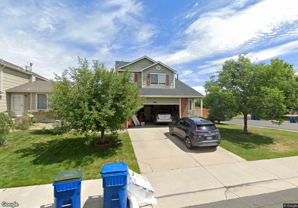 5501 S Valdai Way, Aurora, CO 80015 - photo 1
