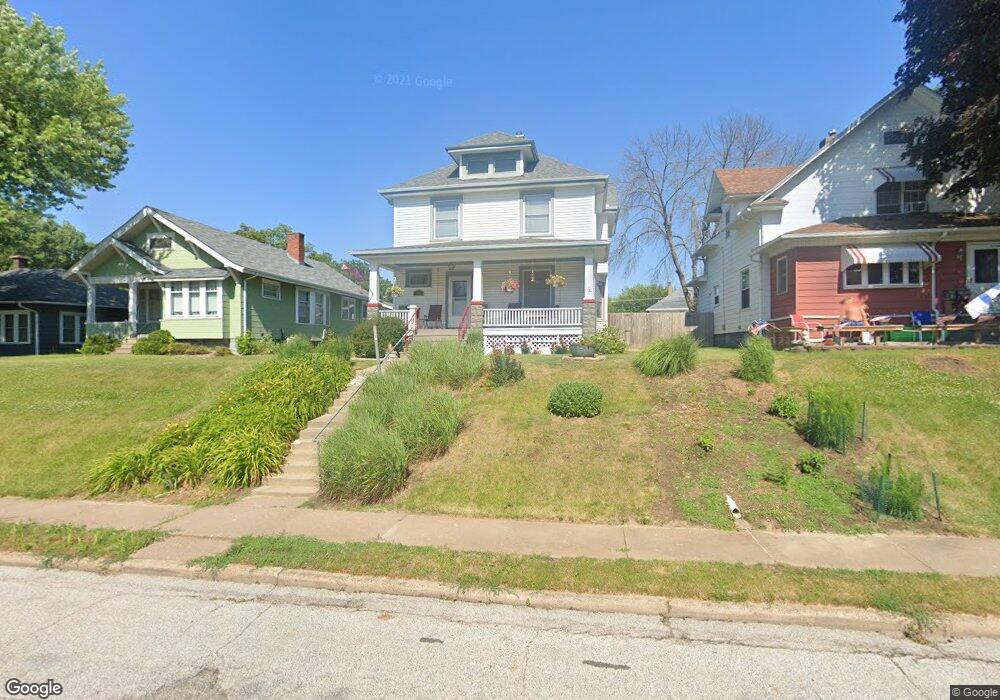 2015 Vine St, Davenport, IA 52804 - photo 1