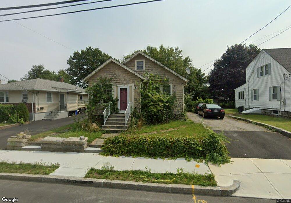 533 Burncoat St, Worcester, MA 01606 - photo 1