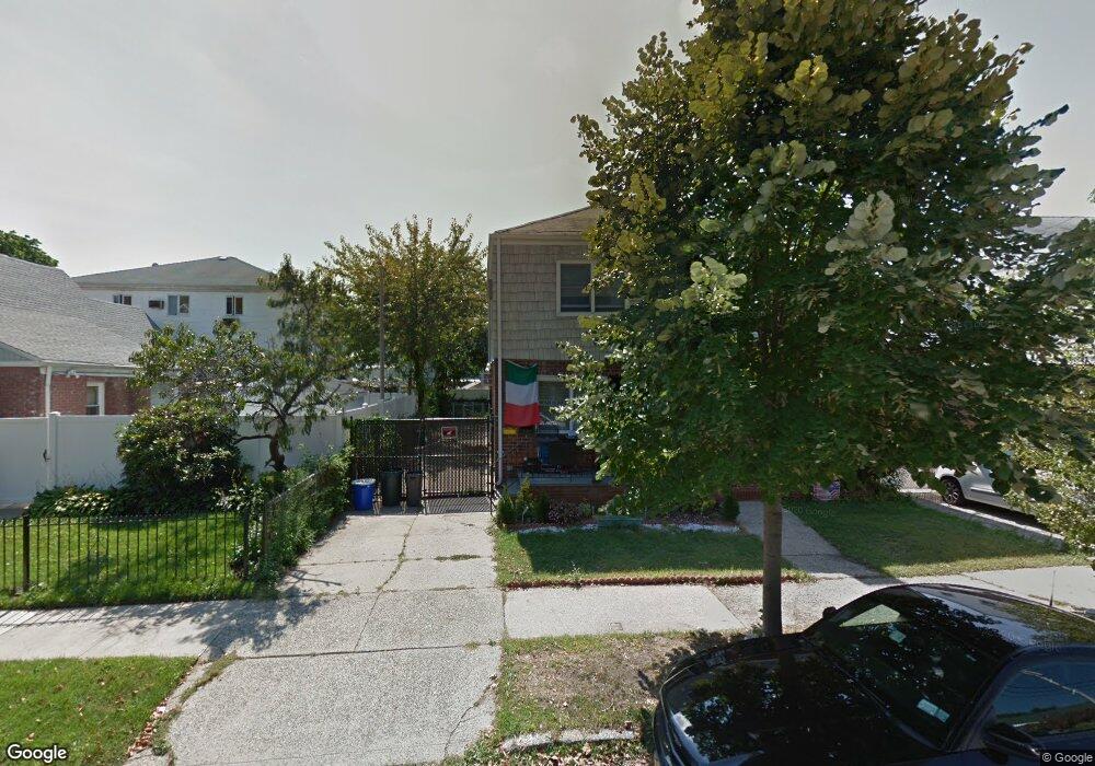 13840 63rd Ave, Flushing, NY 11367 - photo 1