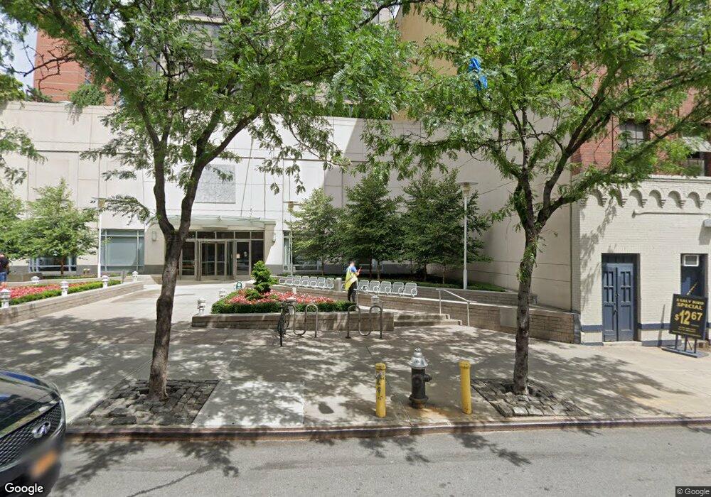 Bridge Tower Place unit 19C, New York, NY 10022 - photo 1