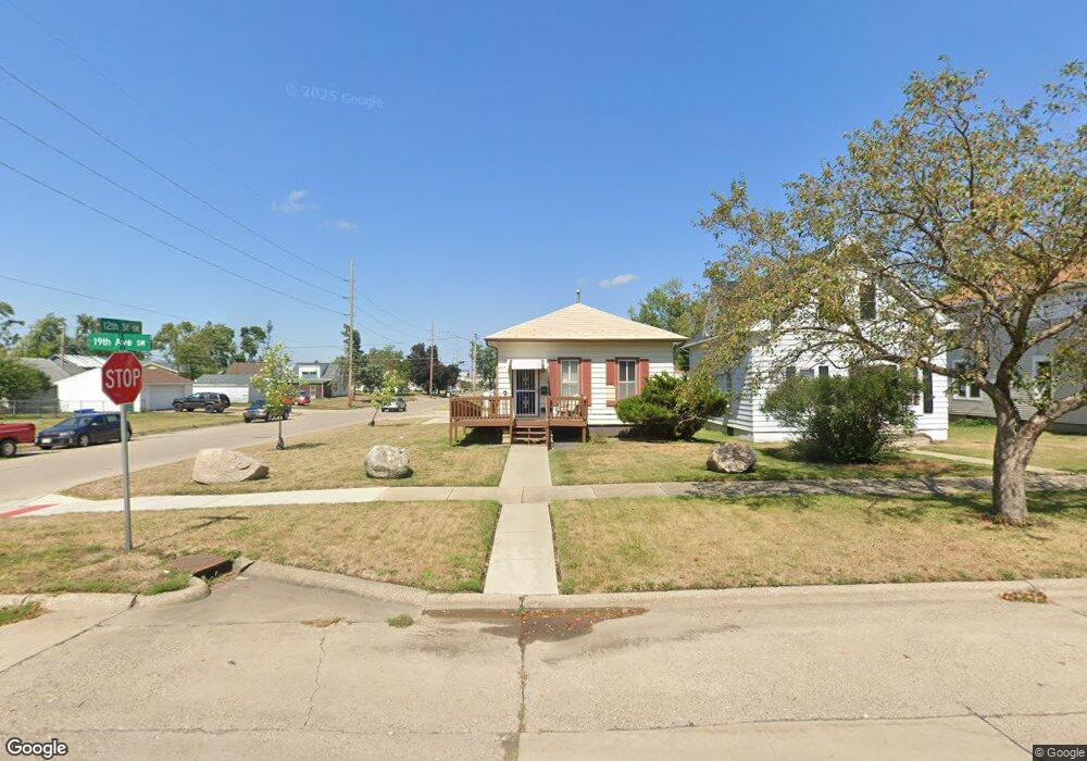 1150 19th Ave SW, Cedar Rapids, IA 52404 - photo 1