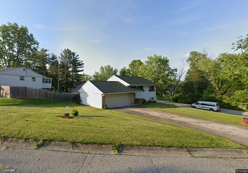 1122 W Meadow Ln, Bloomington, IN 47404 - photo 1