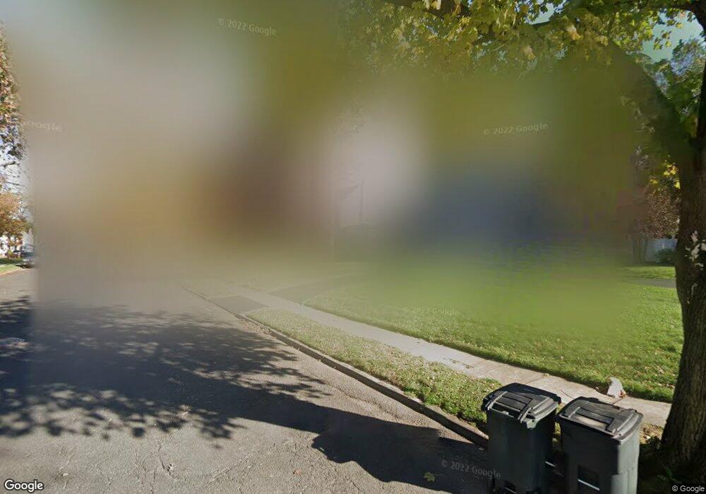 233 Oak Pkwy, Dunellen, NJ 08812 - photo 1