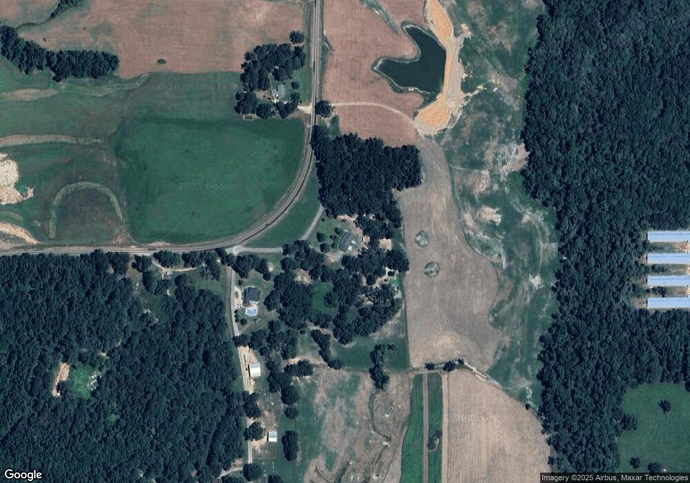 566 County Road 10, Stringer, MS 39481 - photo 1