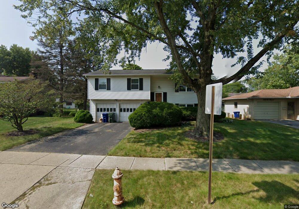 5503 Tamarack Blvd, Columbus, OH 43229 - photo 1