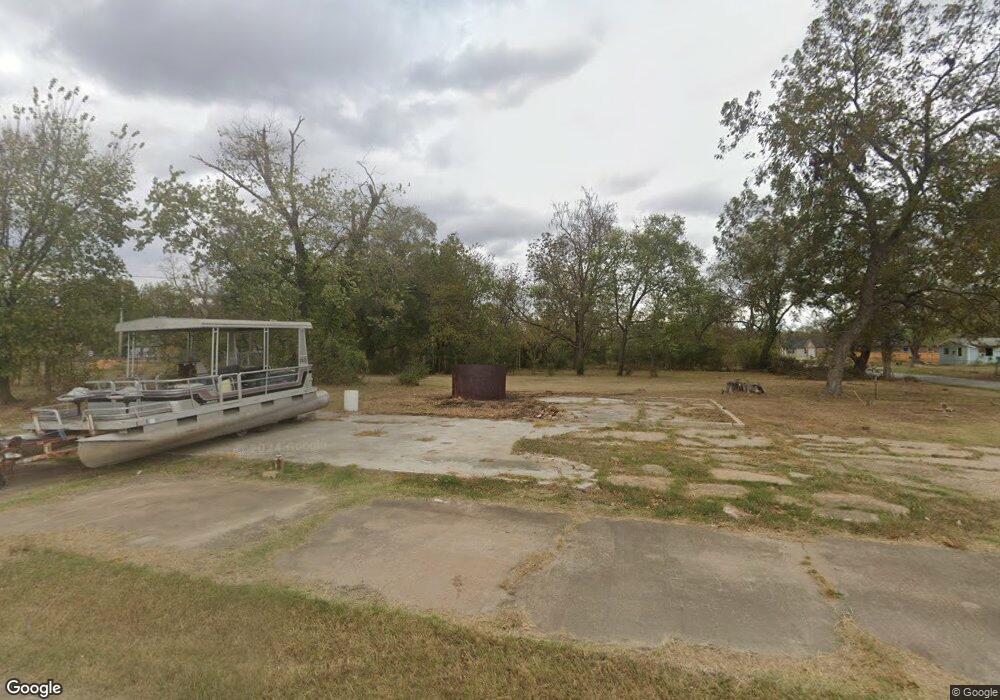 701 W Eufaula St, Okmulgee, OK 74447 - photo 1