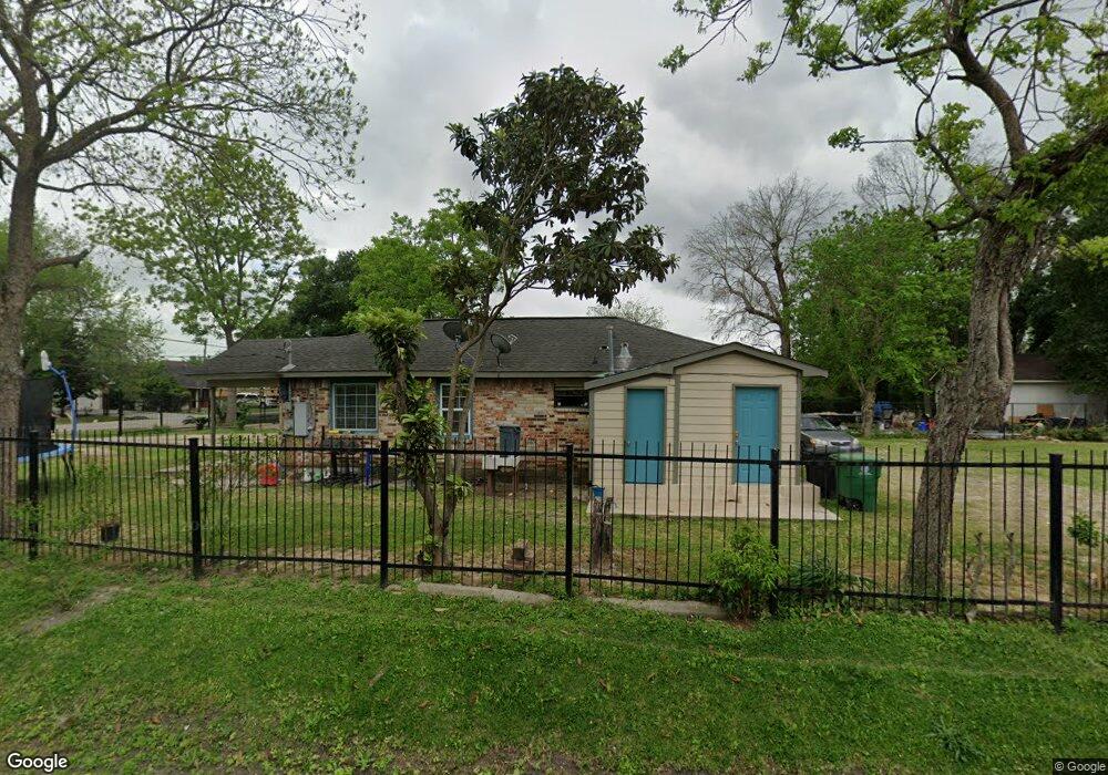 7215 Semmes St, Houston, TX 77093 - photo 1