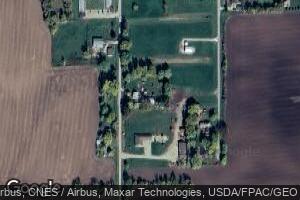 608 7th St, Elma, IA 50628