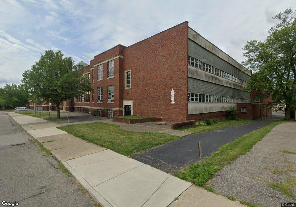 17825 Libby Rd, Maple Heights, OH 44137 - photo 1