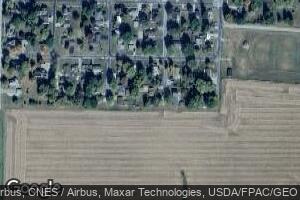 2005 16th St, Viola, IL 61486