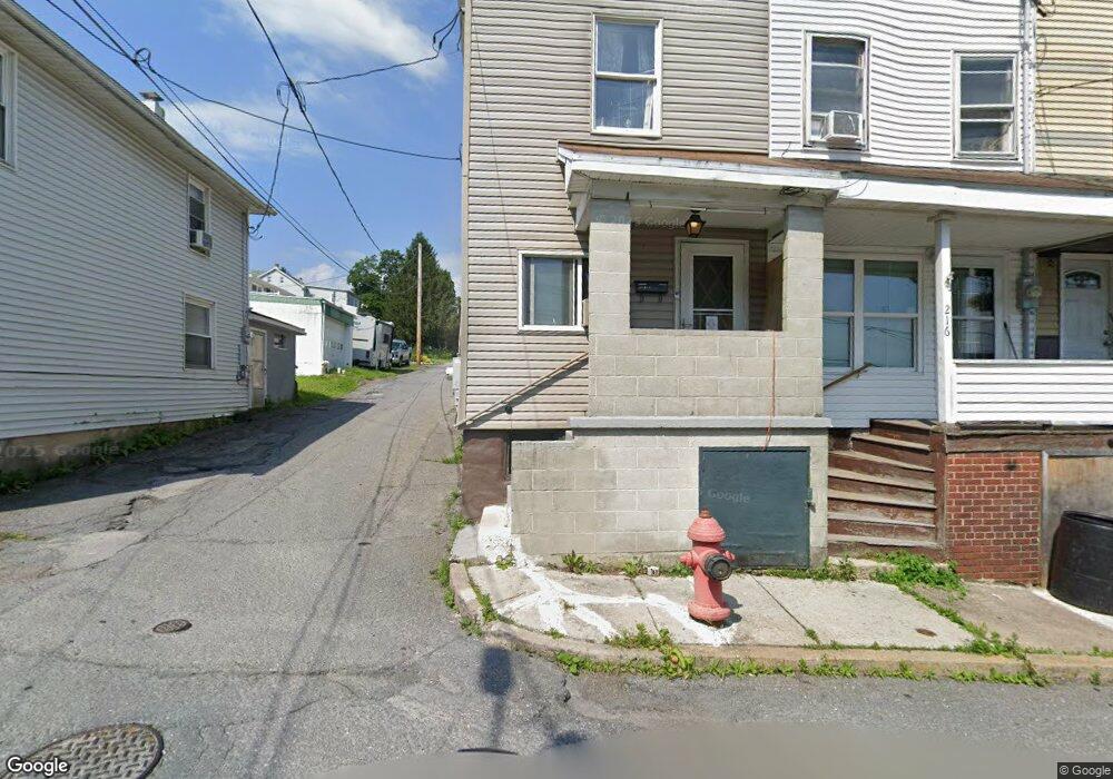 216 Bowe St, Tamaqua, PA 18252 - photo 1