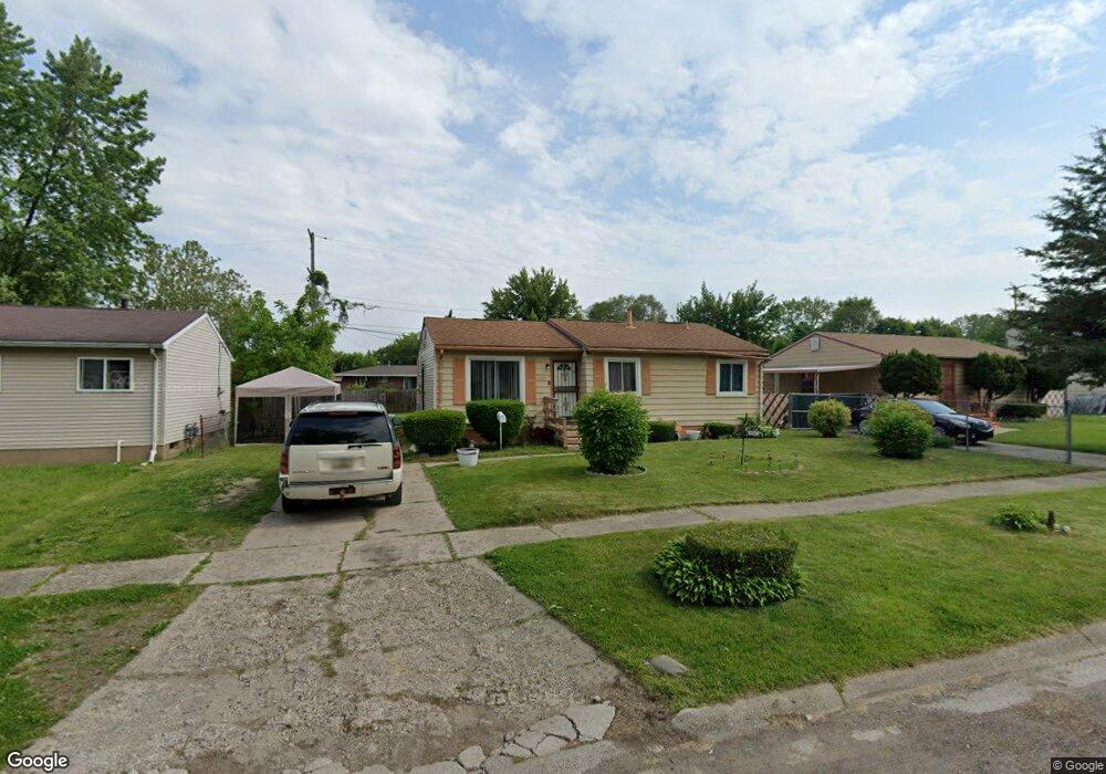 2256 Toby Beth Dr, Flint, MI 48505 - photo 1