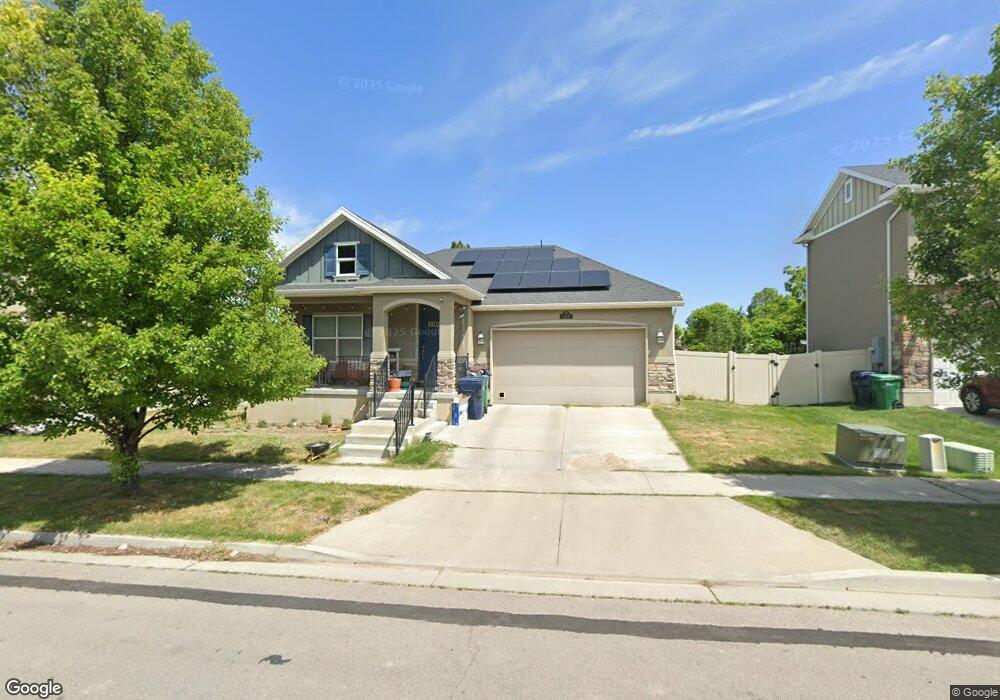 173 E Flicker Dr, Sandy, UT 84070 - photo 1