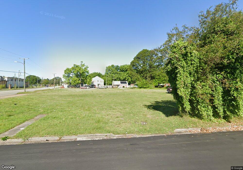 2528 Des Moines Ave, Portsmouth, VA 23704 - photo 1