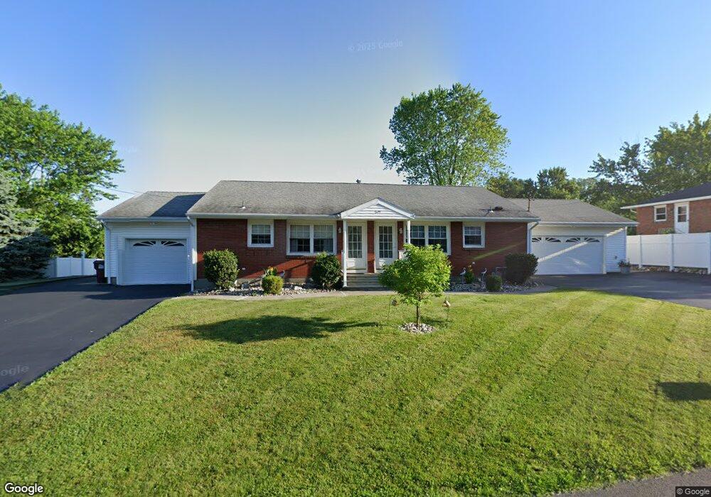 40 Quarry Dr, Albany, NY 12205 - photo 1
