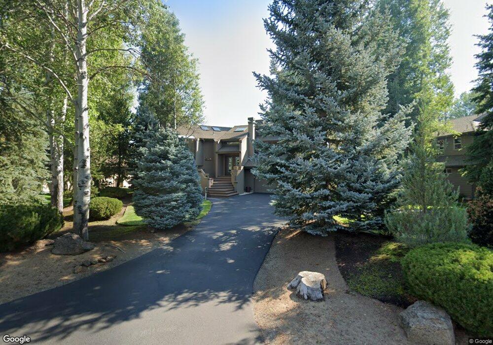 17902 Catkin Ln, Bend, OR 97707 - photo 1