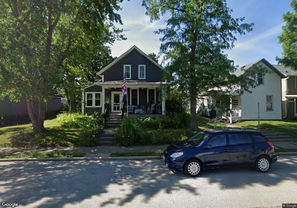 1437 W 13th St, Davenport, IA 52804 - photo 1