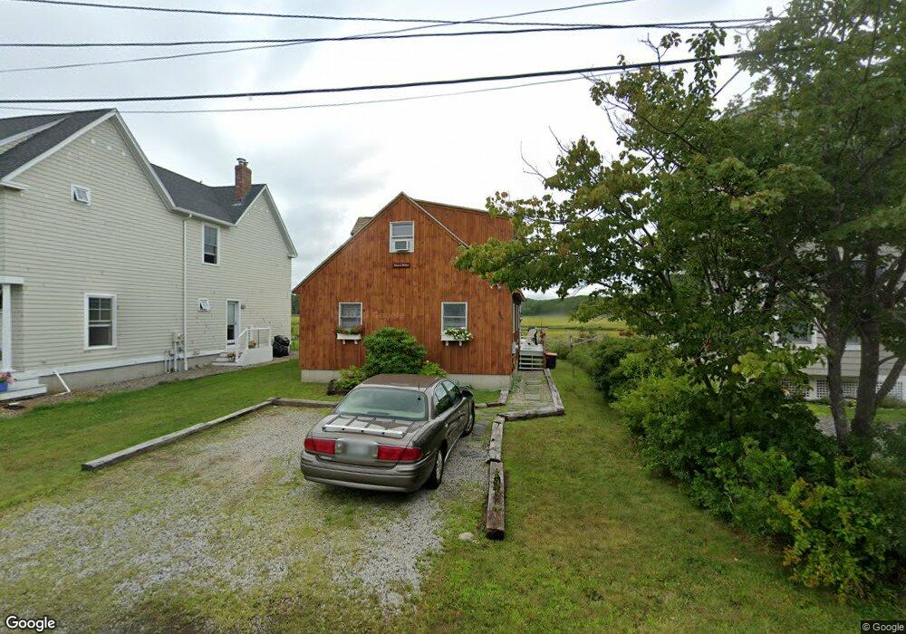 207 S Tibbetts Ave, Wells, ME 04090 - photo 1