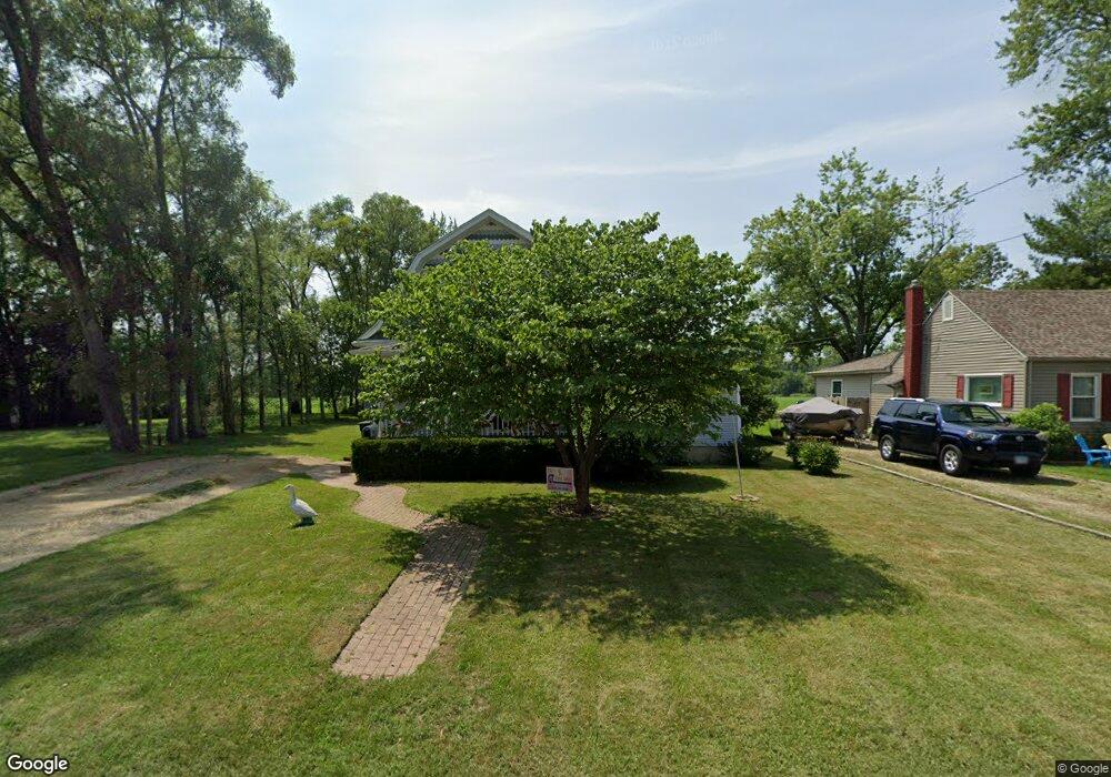 713 N Elm St, Three Oaks, MI 49128 - photo 1