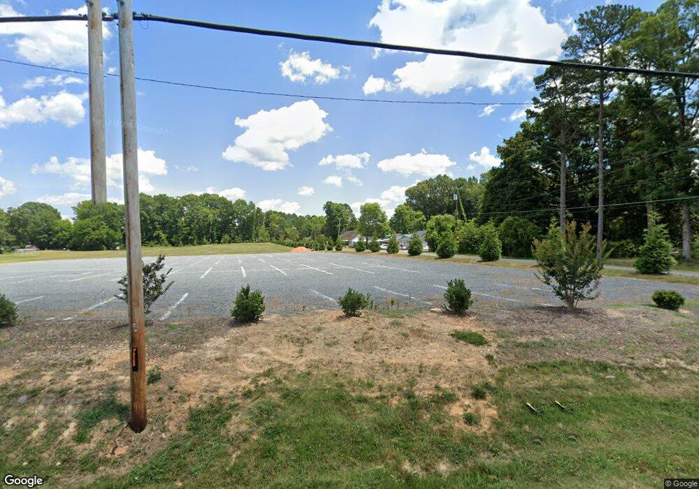 1847 S Fayetteville St, Asheboro, NC 27205 - photo 1