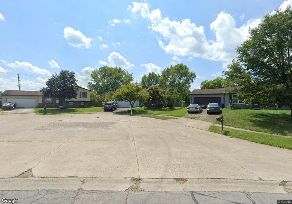 5465 Westgrove Dr, Columbus, OH 43228 - photo 1