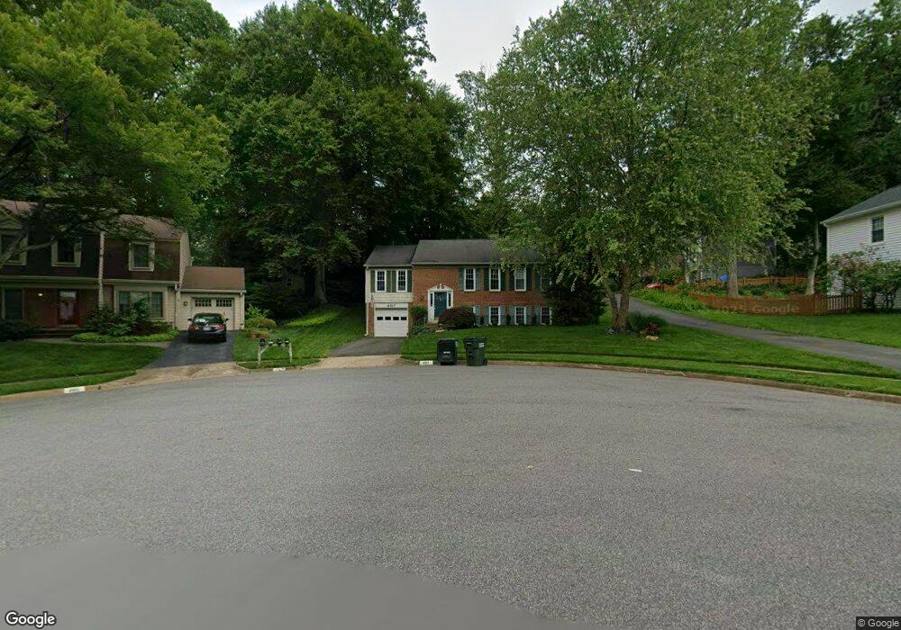 4919 Gloxinia Ct, Annandale, VA 22003 - photo 1