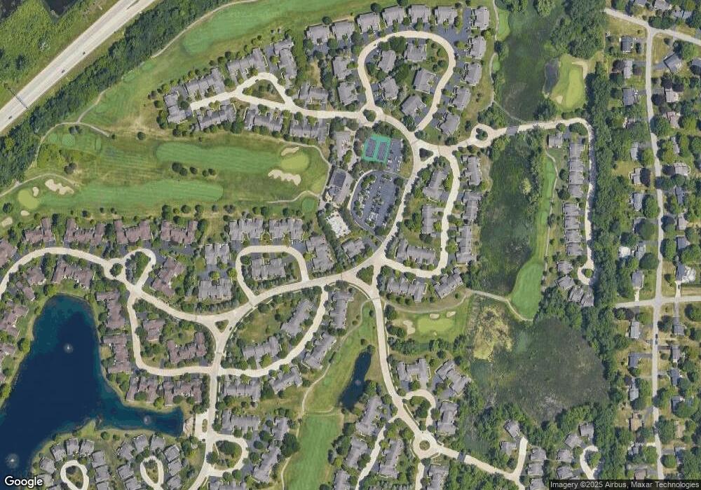 908 Upper Scotsborough Way unit X 90, Bloomfield Hills, MI 48304 - photo 1