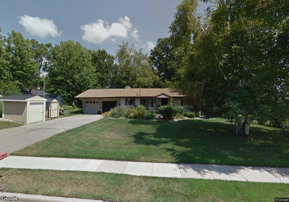 715 Green St, Grand Ledge, MI 48837 - photo 1