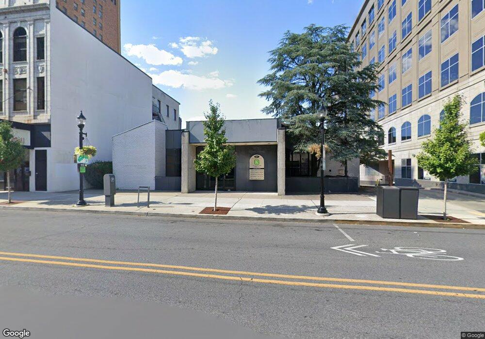 527 Hamilton St, Allentown, PA 18101 - photo 1