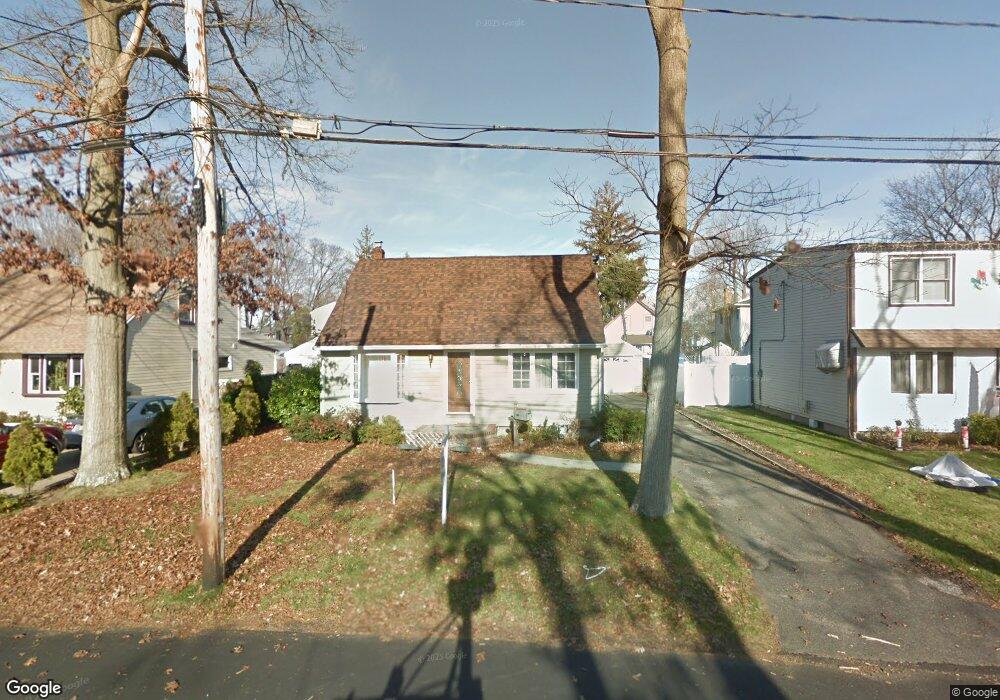 279 Florida Ave, Copiague, NY 11726 - photo 1