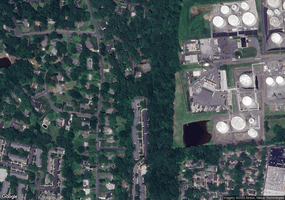 3790 Lyndhurst Dr unit 302, Fairfax, VA 22031 - photo 1