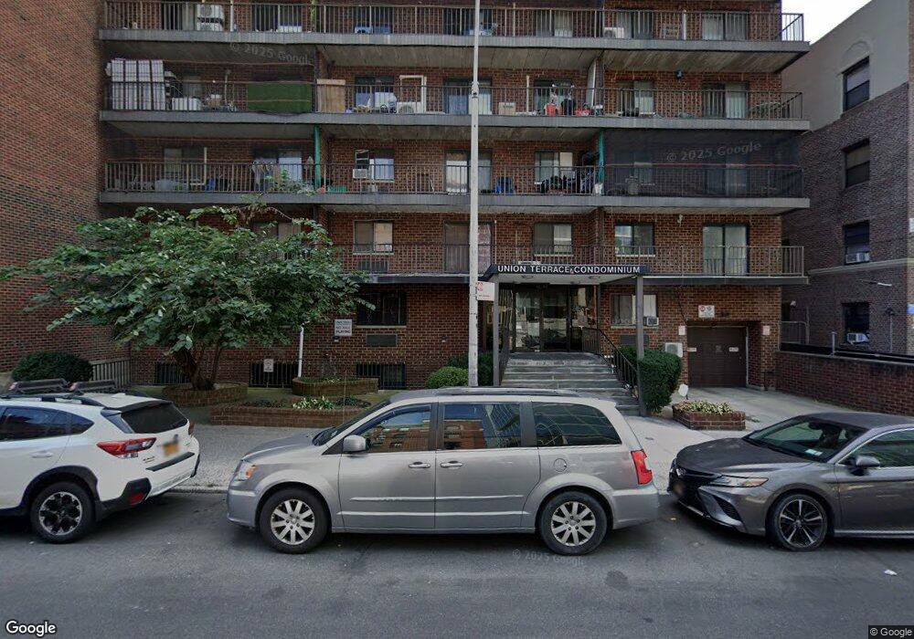 Union Terrace Condominium unit 4C, Flushing, NY 11355 - photo 1
