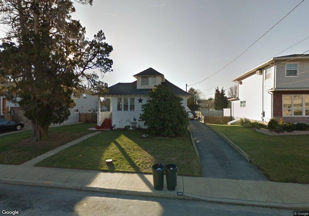 822 Ardmore Place, Bellmore, NY 11710 - photo 1