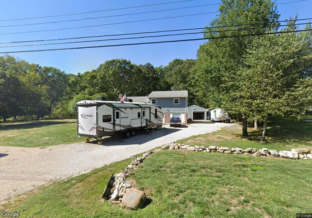 15 Country Ln, Pawcatuck, CT 06379 - photo 1