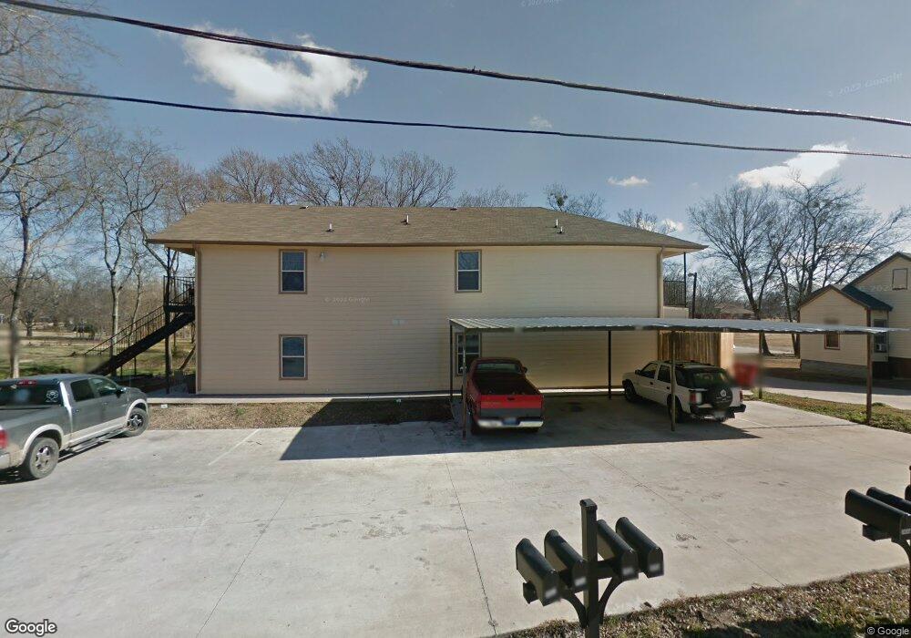 1638 Kennedy St, Bonham, TX 75418 - photo 1