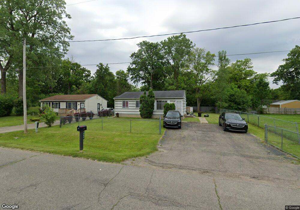 1447 W Princeton Ave, Flint, MI 48505 - photo 1