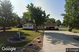 611 W Water St, Teutopolis, IL 62467