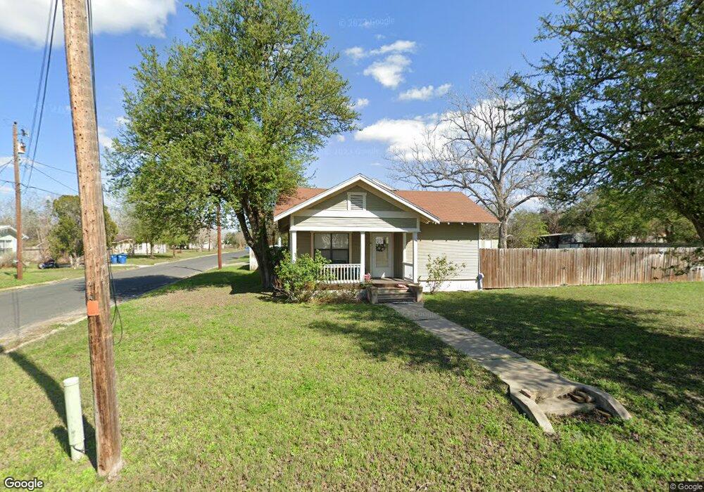 1110 N Avenue D, Beeville, TX 78102 - photo 1