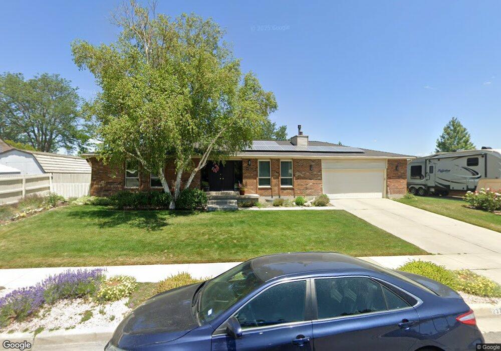 2370 Rustic Roads Dr, South Jordan, UT 84095 - photo 1