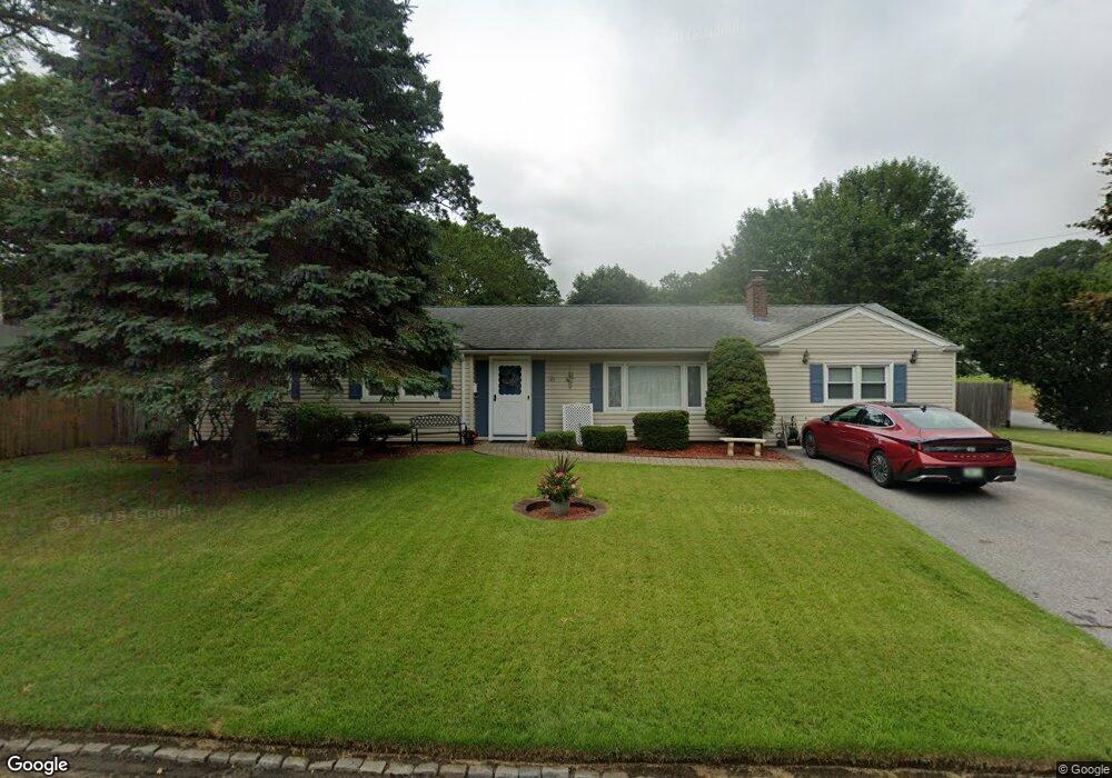 21 Gilbert St, Warwick, RI 02886 - photo 1